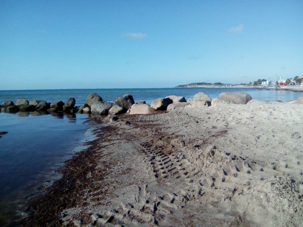 Wohnung Sonnenschein Inkl Strandkorb Vom 01 05-01 10 Grömitz Екстериор снимка